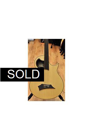 Warwick Alien Fretless Warwick Alien Fretless